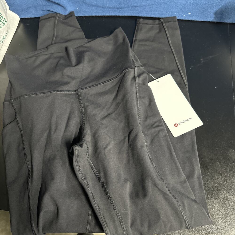 Lululemon Align High-Rise Pant 28" Black Size 6 Pockets